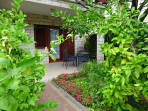 Apartments Niko, Sukosan